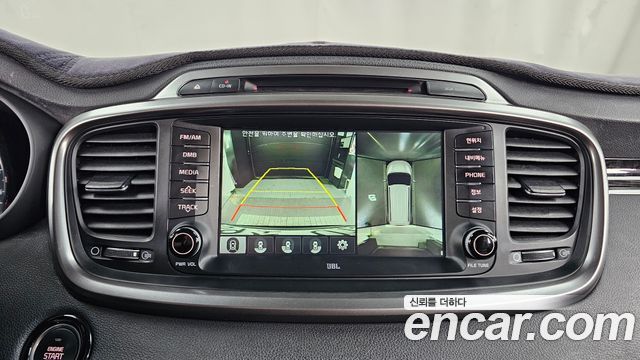 Kia Sorento 2016 — photo 15