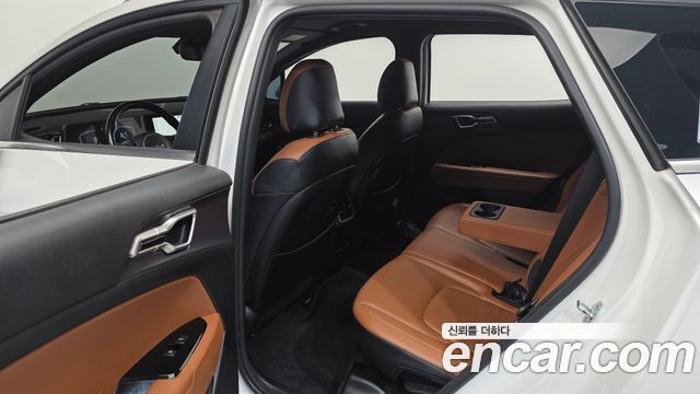 Kia Sportage 2022 — photo 11