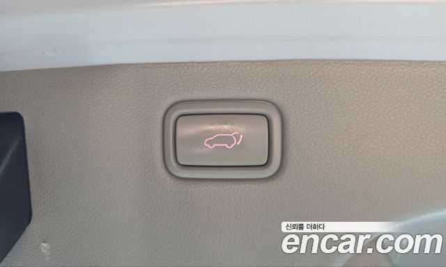 Kia Canival 2016 — photo 25