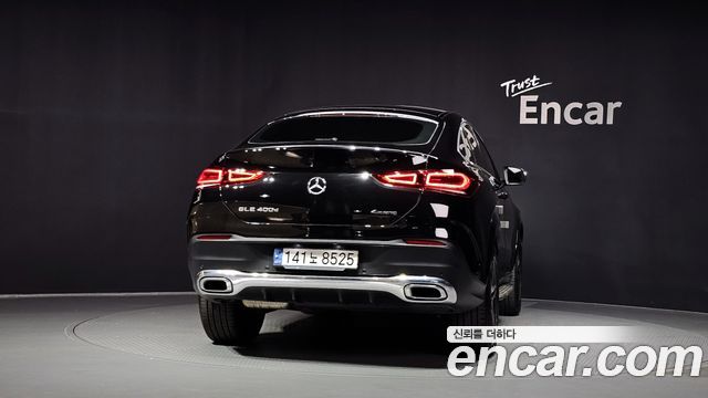 Mercedes-Benz GLE-Class 2021 — photo 4