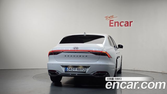 Hyundai Grandeur 2022 — photo 4