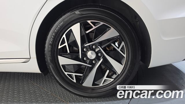 Hyundai Grandeur 2022 — photo 7