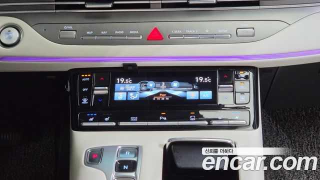 Hyundai Grandeur 2022 — photo 38