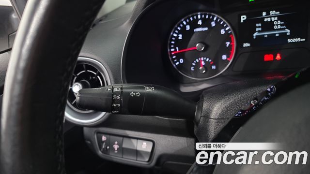 Kia K3 2022 — photo 28