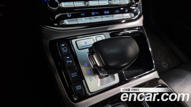 Genesis EQ900 2016 — photo 25
