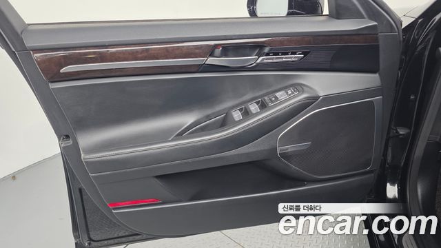 Genesis EQ900 2016 — photo 14