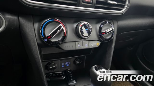 Hyundai Kona 2018 — photo 16