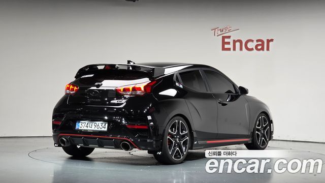 Hyundai Veloster 2020 — photo 2