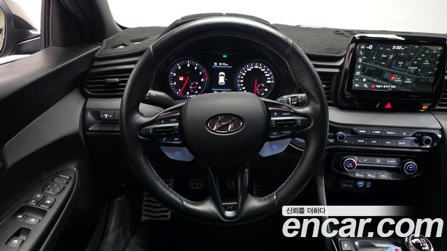 Hyundai Veloster 2020 — photo 19