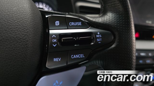 Hyundai Veloster 2020 — photo 30