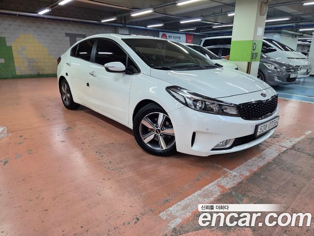 Kia K3 2016 — photo 2