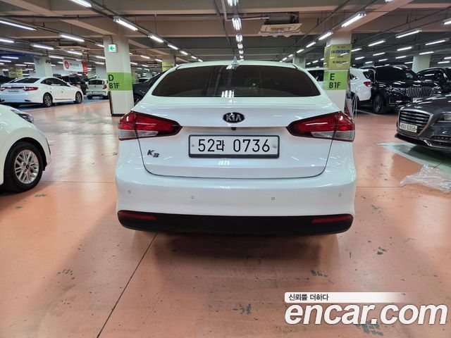 Kia K3 2016 — photo 5