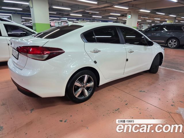 Kia K3 2016 — photo 6