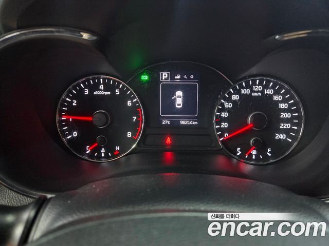 Kia K3 2016 — photo 13