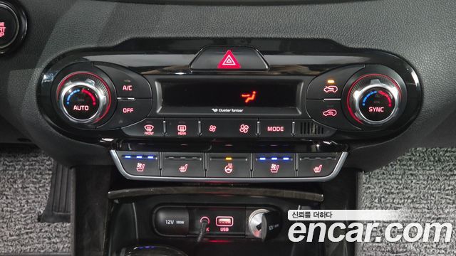 Kia Sorento 2015 — photo 25