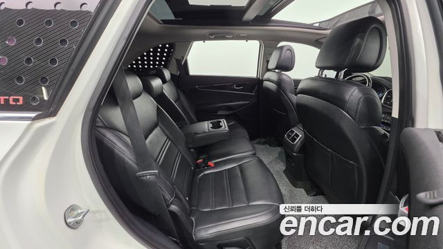 Kia Sorento 2015 — photo 30