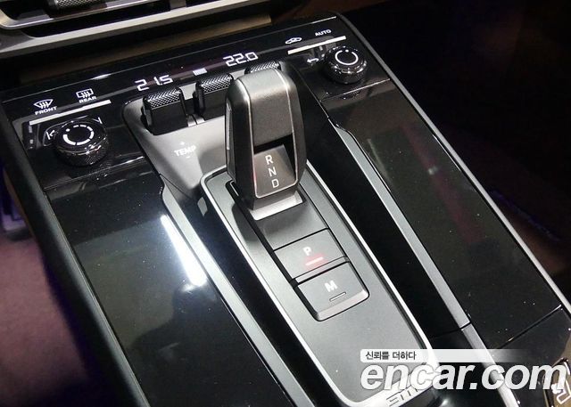 Porsche 911 2023 — photo 7