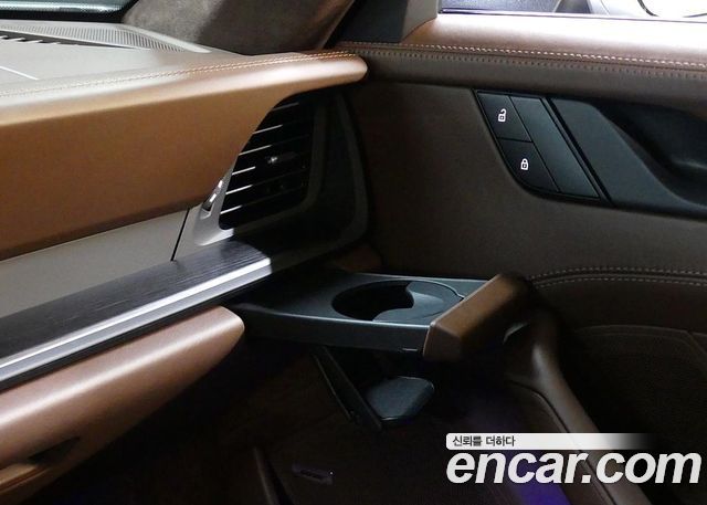 Porsche 911 2023 — photo 17