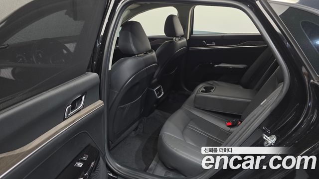 Kia K5 2023 — photo 11
