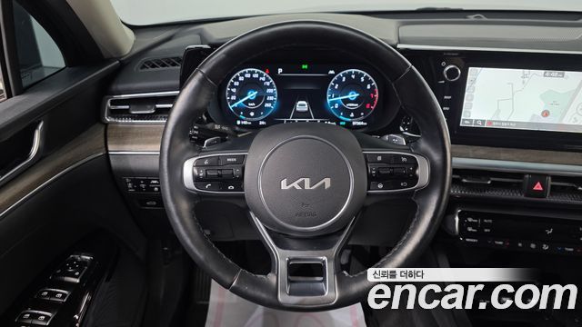 Kia K5 2023 — photo 20