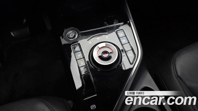 Kia Niro 2023 — photo 12