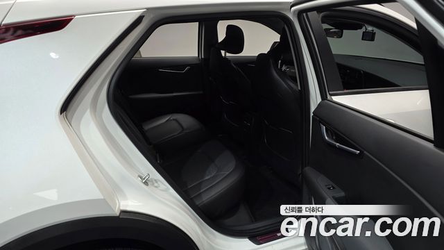 Kia Niro 2023 — photo 17