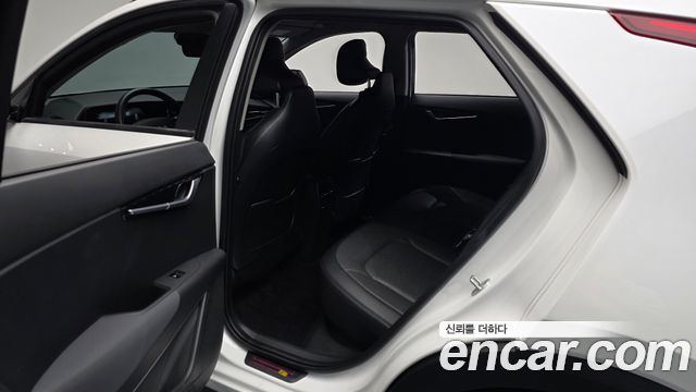Kia Niro 2023 — photo 24