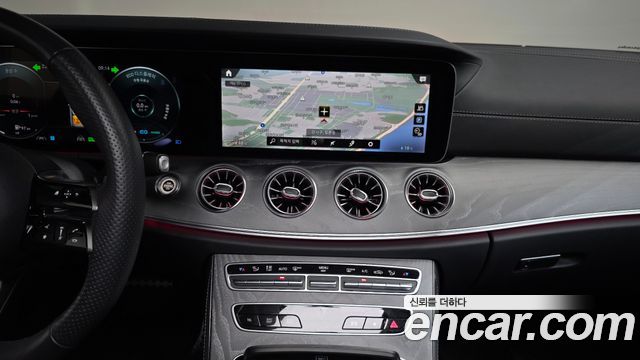 Mercedes-Benz CLS-Class 2023 — photo 20