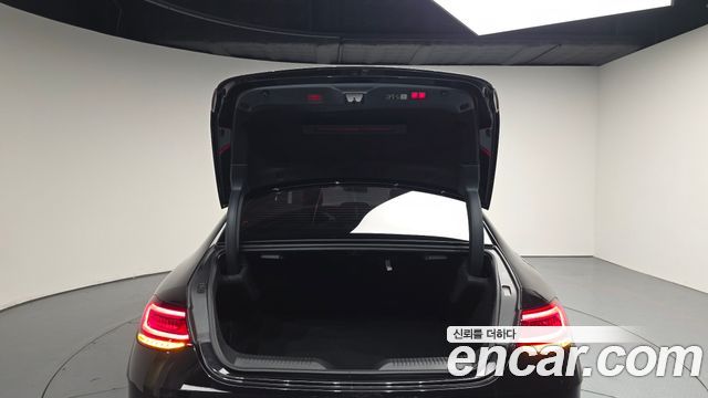 Mercedes-Benz CLS-Class 2023 — photo 26