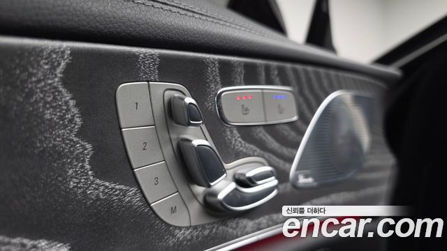 Mercedes-Benz CLS-Class 2023 — photo 27