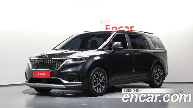 Kia Canival 2021 — photo 1