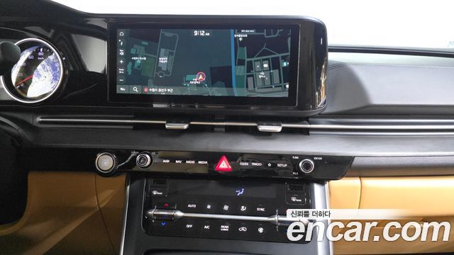 Kia Canival 2021 — photo 20