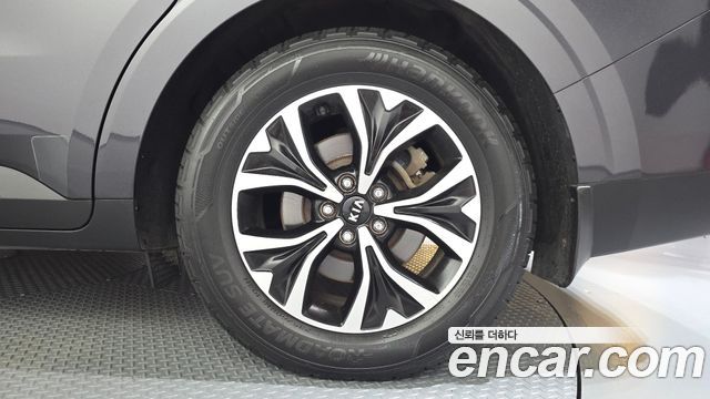 Kia Canival 2021 — photo 7