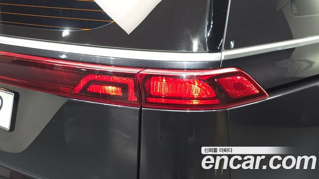 Kia Canival 2021 — photo 9