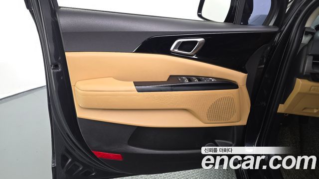 Kia Canival 2021 — photo 14