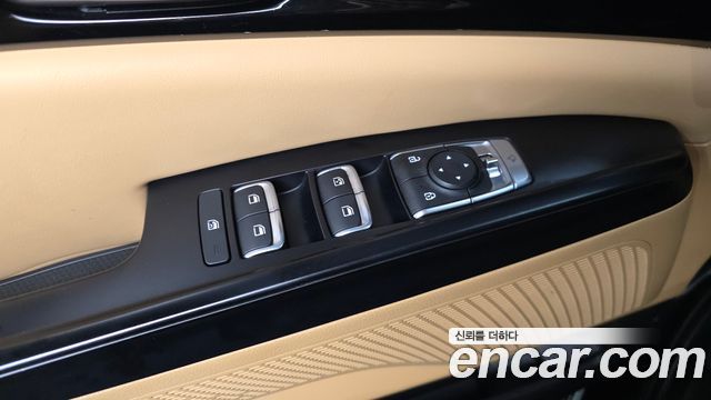 Kia Canival 2021 — photo 29