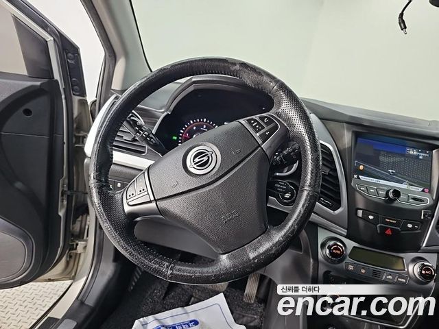 KG Mobility KORANDO 2014 — photo 9