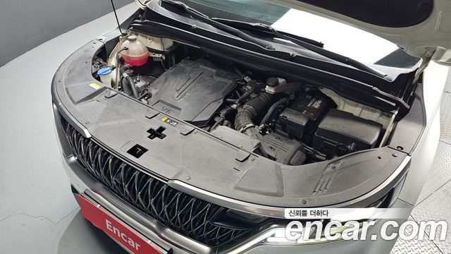Kia Canival 2023 — photo 6