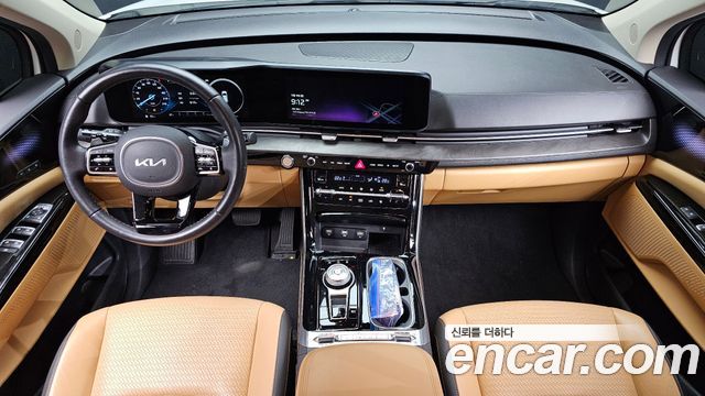 Kia Canival 2023 — photo 10