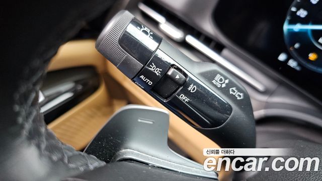 Kia Canival 2023 — photo 34