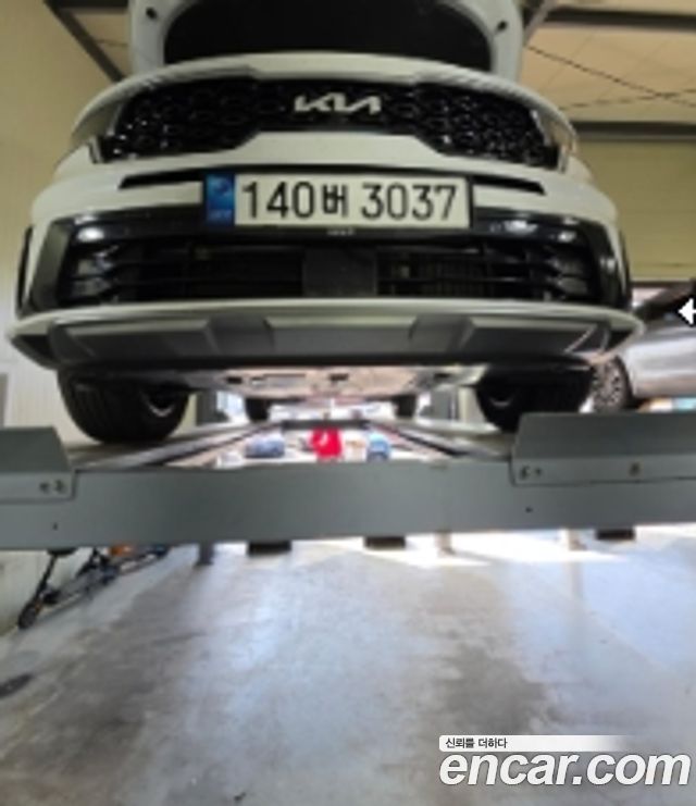 Kia Sorento 2022 — photo 1