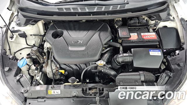 Hyundai AVANTE 2014 — photo 6