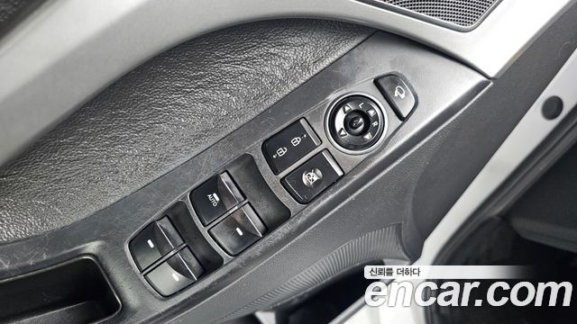 Hyundai AVANTE 2014 — photo 19