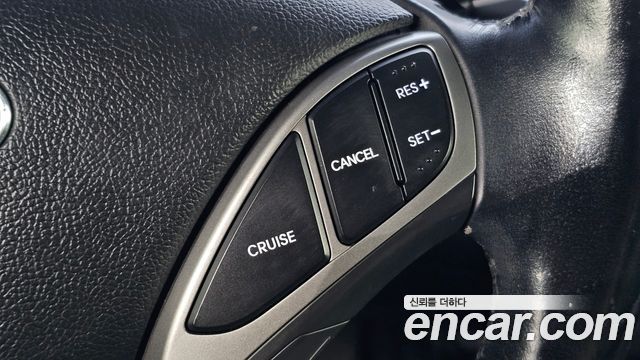 Hyundai AVANTE 2014 — photo 22