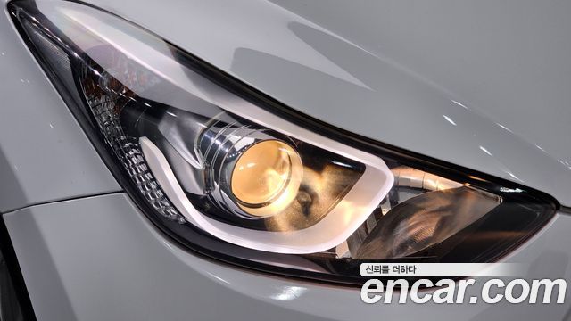Hyundai AVANTE 2014 — photo 8