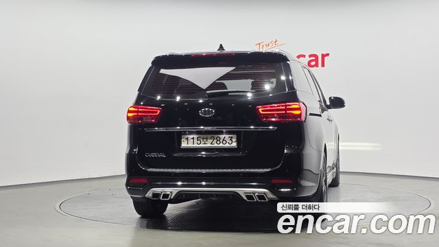 Kia Canival 2019 — photo 4