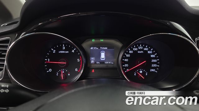 Kia Canival 2019 — photo 11