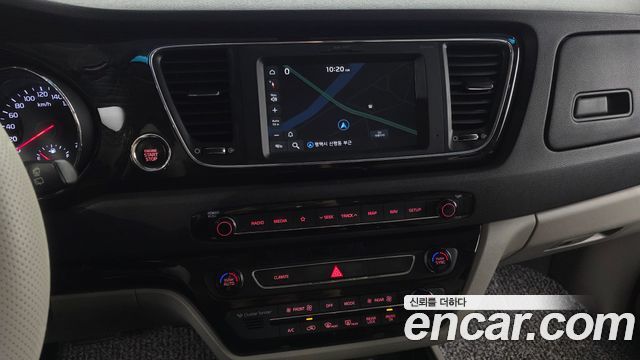 Kia Canival 2019 — photo 20