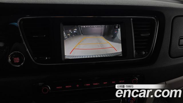 Kia Canival 2019 — photo 21