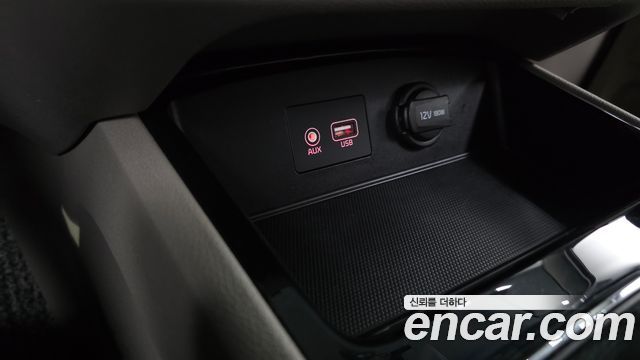 Kia Canival 2019 — photo 27